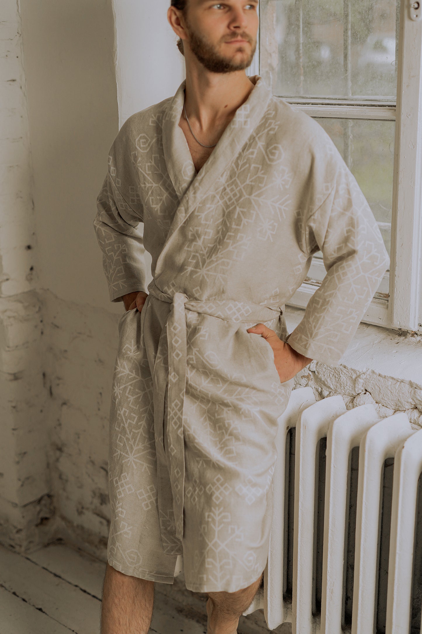 Lina un kokvilnas Boho stila kimono/halāts ar austras koka rakstu, labi redzams raksts un dizains no HarmoMe.