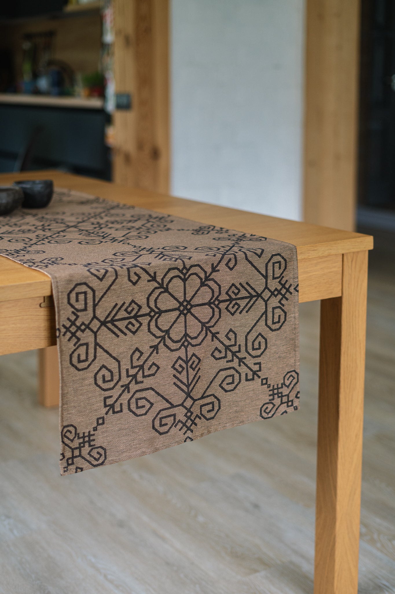 Linen Table Runner Sun Mandala, bronze/black