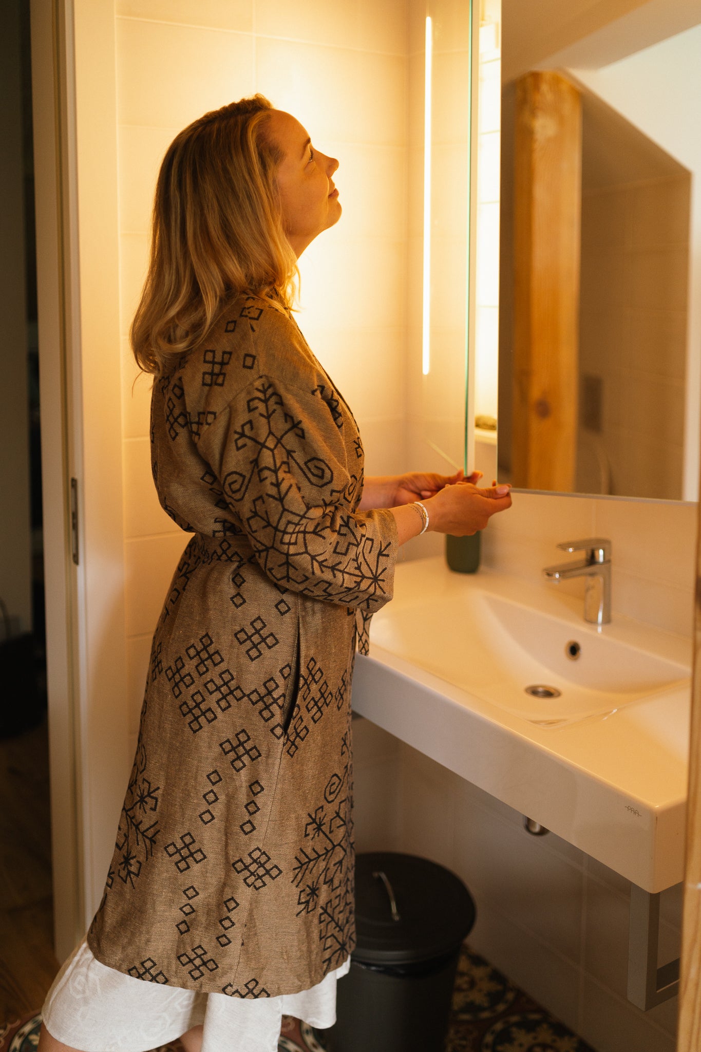 Linen Boho Style Robe / Kimono Austra Unisex, Mid
