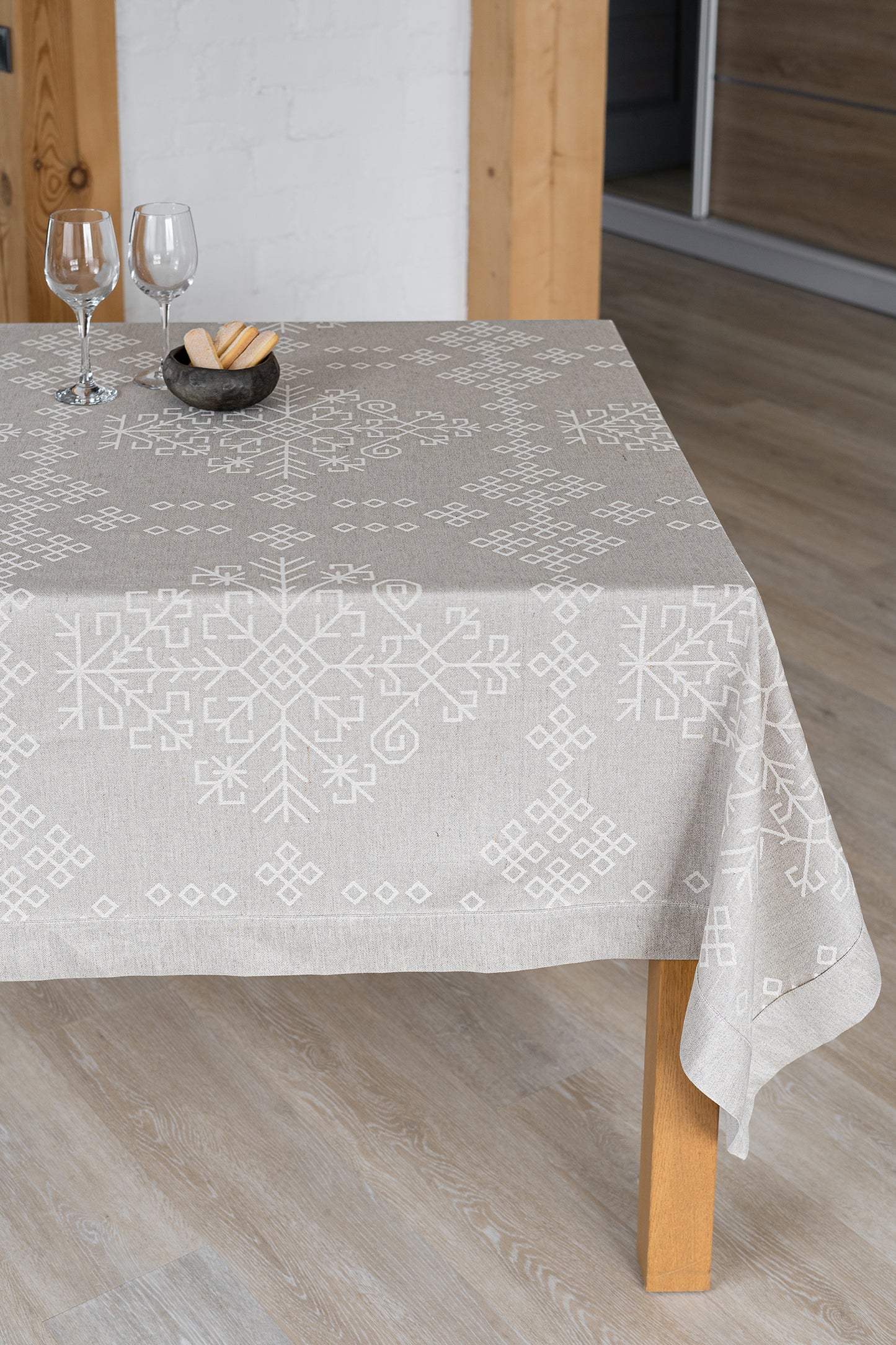 Linen Tablecloth Austra Tree Pattern, natural
