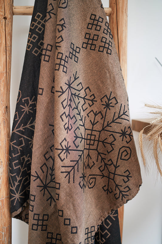 Lina dvielis ar Austras koka rakstu, bronzas/melns