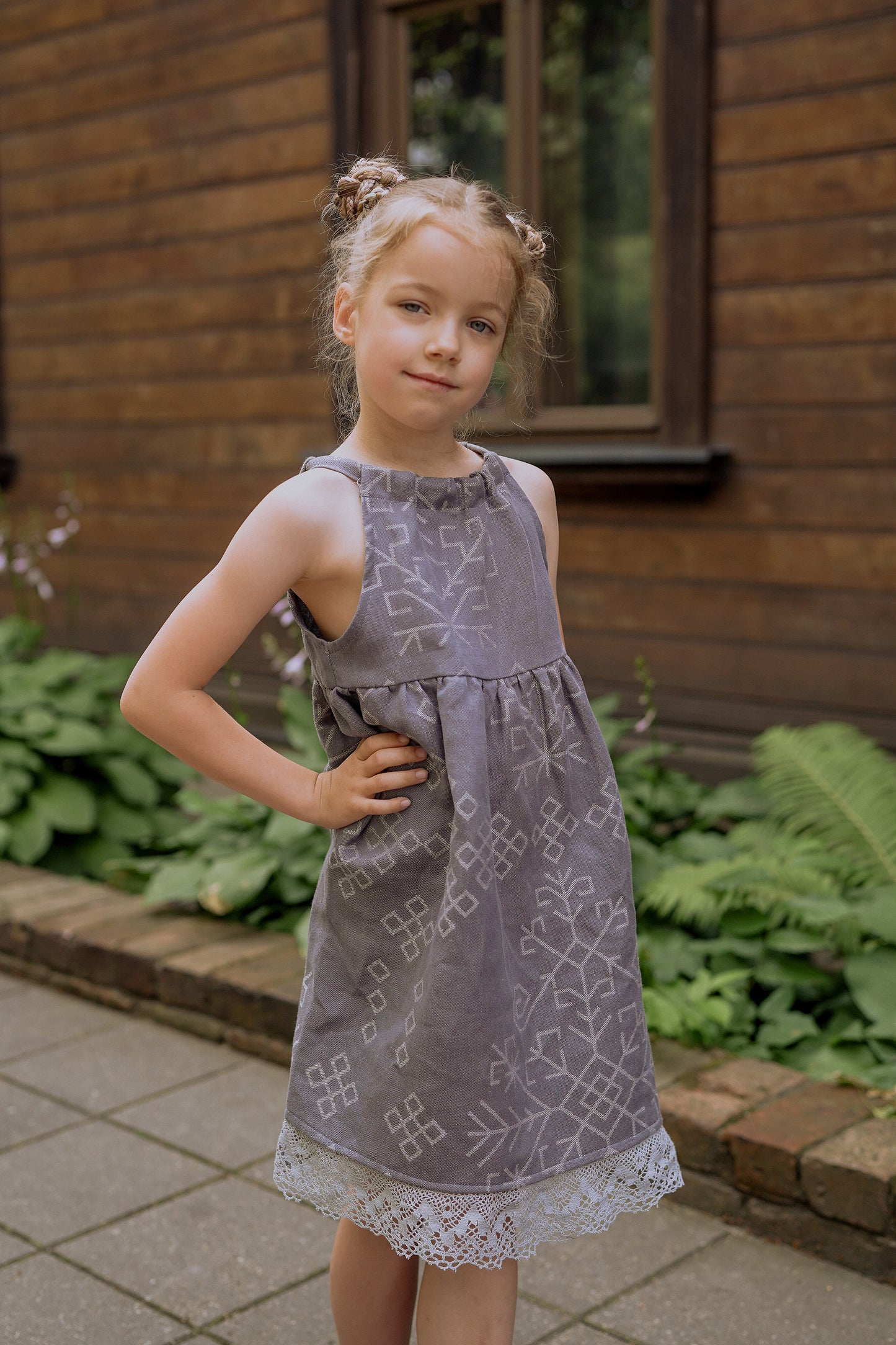 Girl's dress Austra, grey with lace