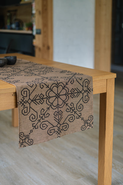 Linen Table Runner Sun Mandala, bronze/black