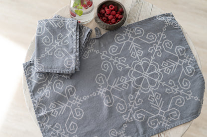 Lina virtuves dvielis ar Saules mandalu, tumši pelēks