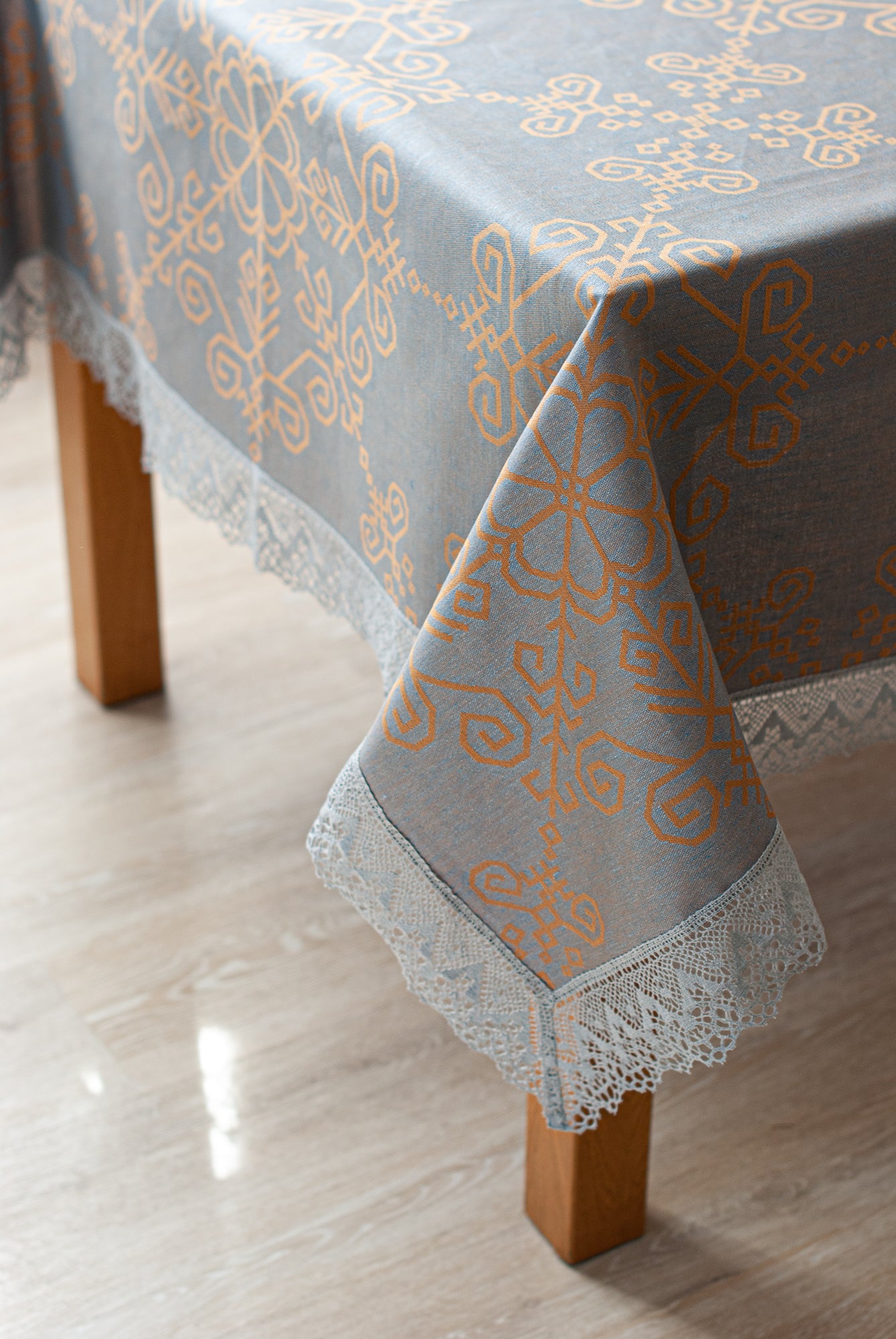 Grey/sand Linen Tablecloth with Lace