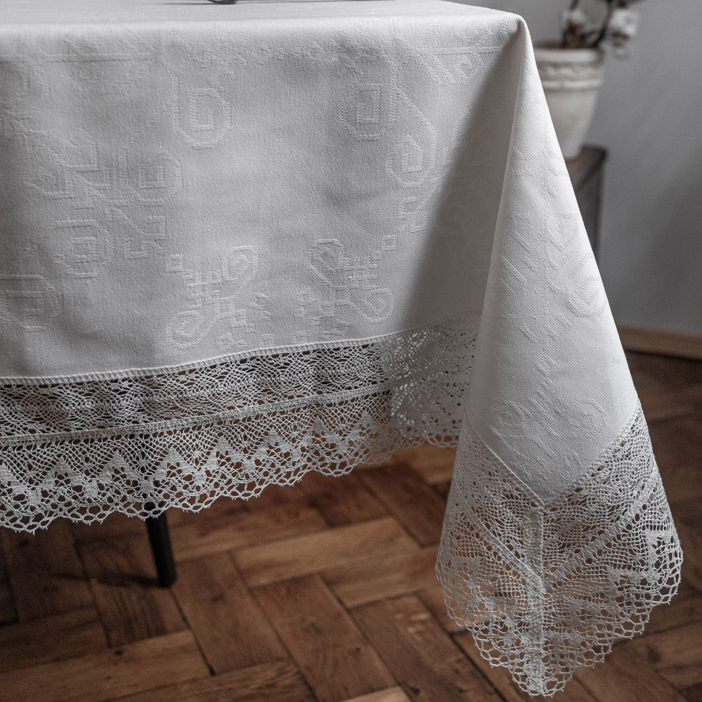 White Cotton Tablecloth with Wide Lace