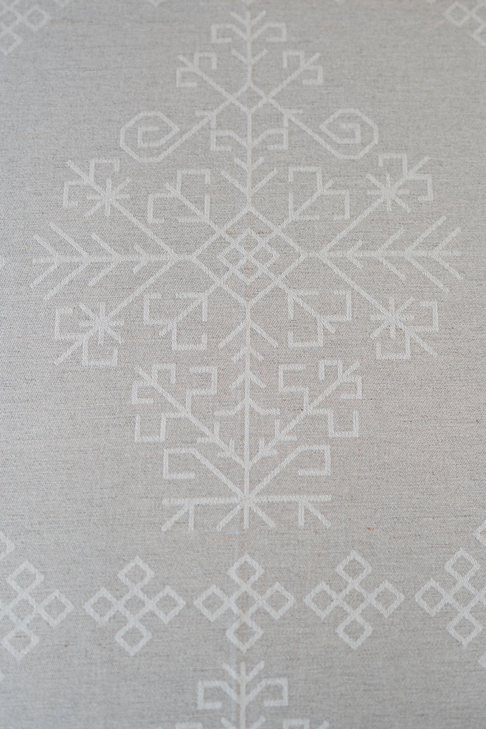 Bothsided Linen Tablecloth with Austra Tree Pattern, natural