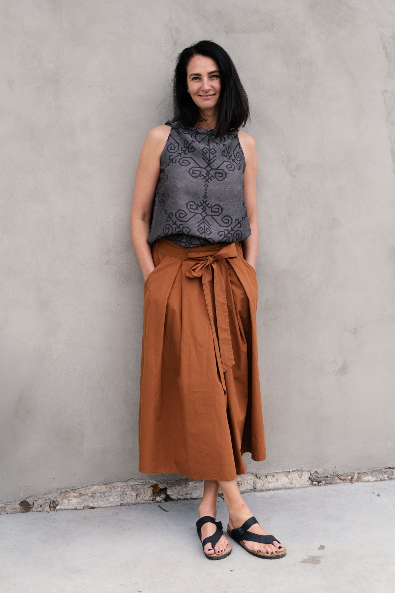 Linen Top with Sun Symbol