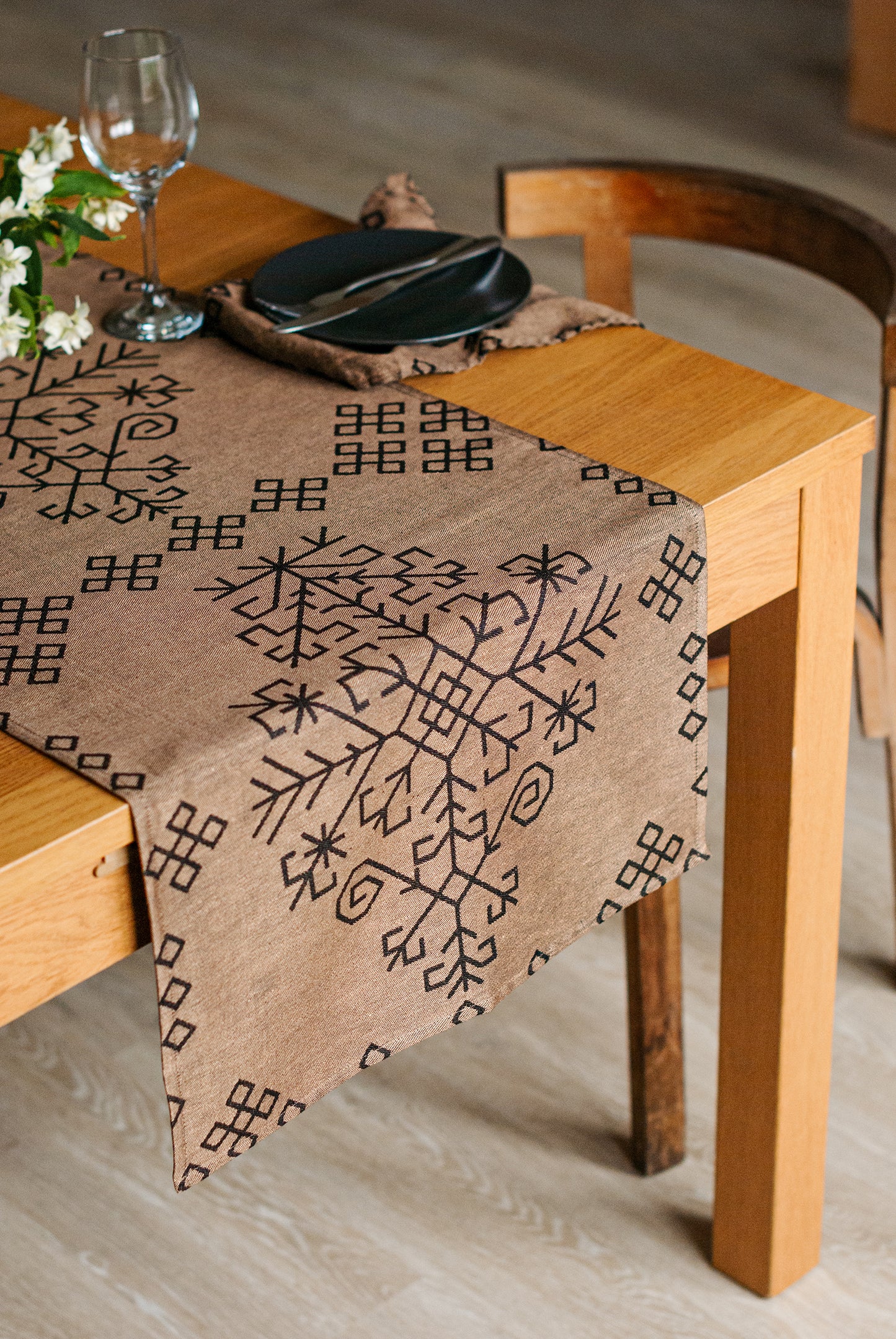 Black/bronze Linen Table Runner, Austra Tree Pattern