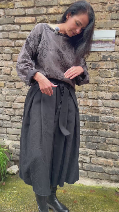 Skirt with Sun Symbol, black