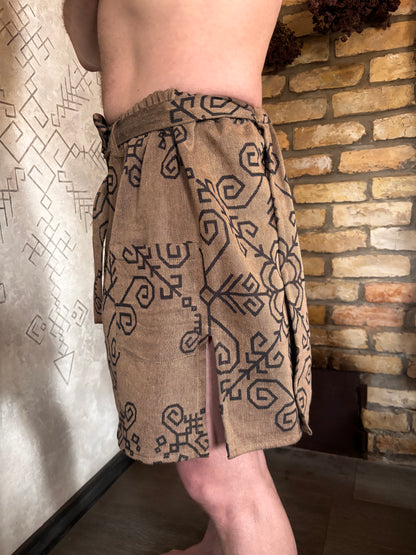 Vīriešu pirts svārki ar Saules simbolu, latviešu un baltu zīmēm pirtniekiem pirts rituālos